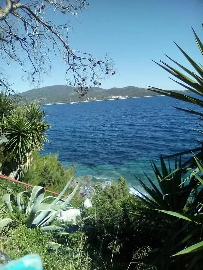 Villa Ζωη Στο Κυμα- Life On The Wave Neos Marmaras 0*,  Grecia